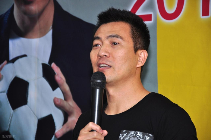 爱游戏官网-赢了现在,输了未来?U23国足进八强遭名宿集体看衰,路在何方?|董方卓|黄健翔|世界杯|青训|战术_新浪体育_新浪新闻