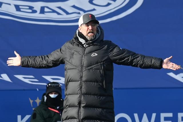 爱游戏官网-7分钟内崩盘！利物浦遭遇垮塌式溃败 争四都悬了？